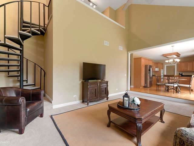 852 Sunrise Drive, South Elgin, IL 60177