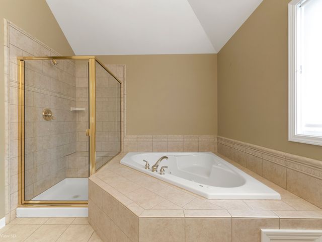 852 Sunrise Drive, South Elgin, IL 60177