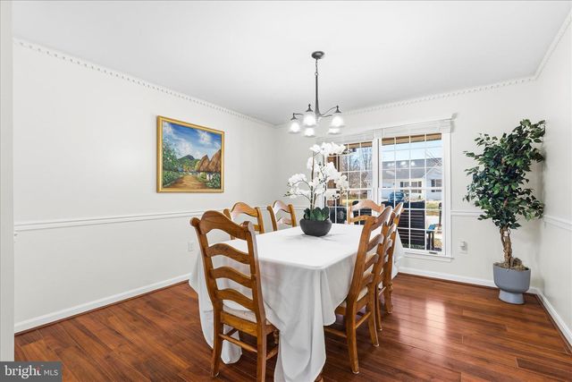 51 PEMBROKE LN, Falling Waters, WV 25419