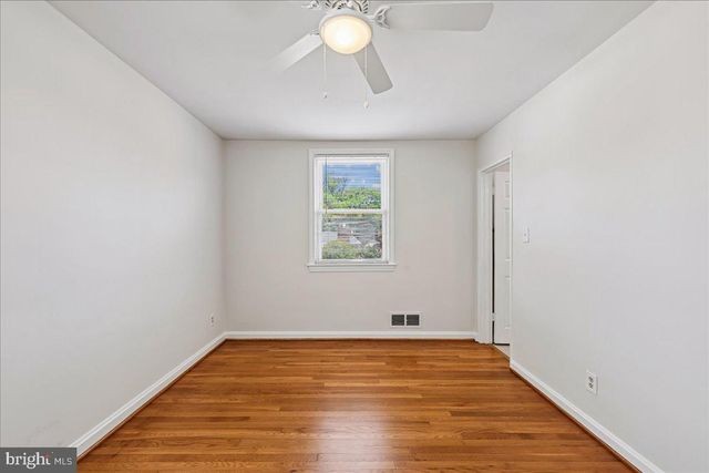 2811 SCHOOL ST, Alexandria, VA 22303