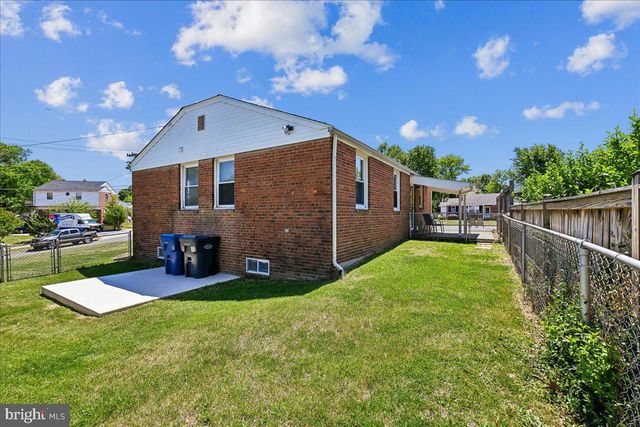 2811 SCHOOL ST, Alexandria, VA 22303