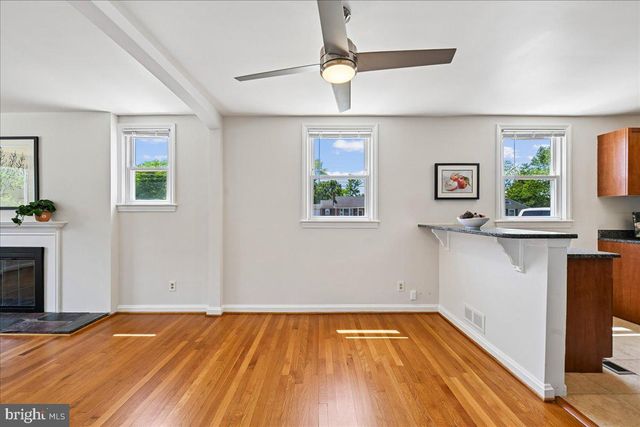 2811 SCHOOL ST, Alexandria, VA 22303