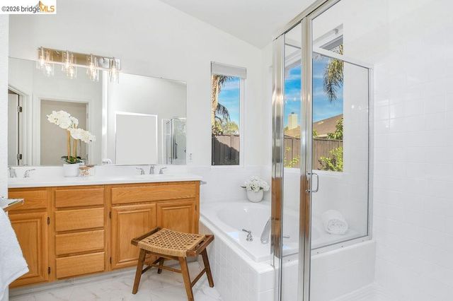 833 Mickelsen Ct, Brentwood, CA 94513