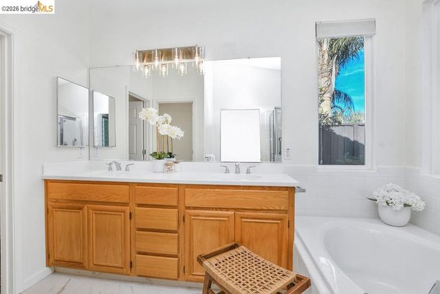 833 Mickelsen Ct, Brentwood, CA 94513