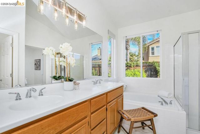 833 Mickelsen Ct, Brentwood, CA 94513