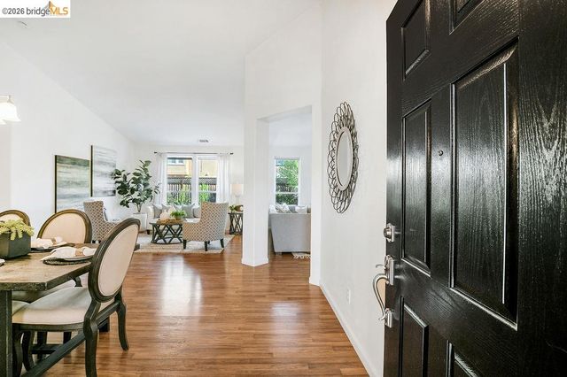 833 Mickelsen Ct, Brentwood, CA 94513