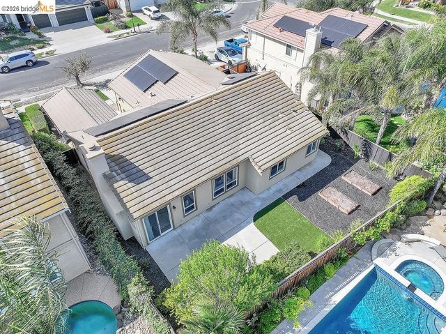 833 Mickelsen Ct, Brentwood, CA 94513