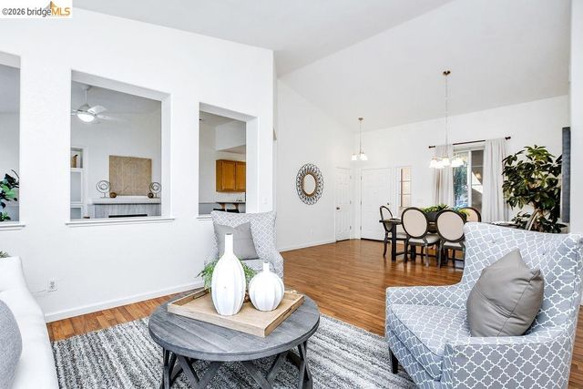 833 Mickelsen Ct, Brentwood, CA 94513