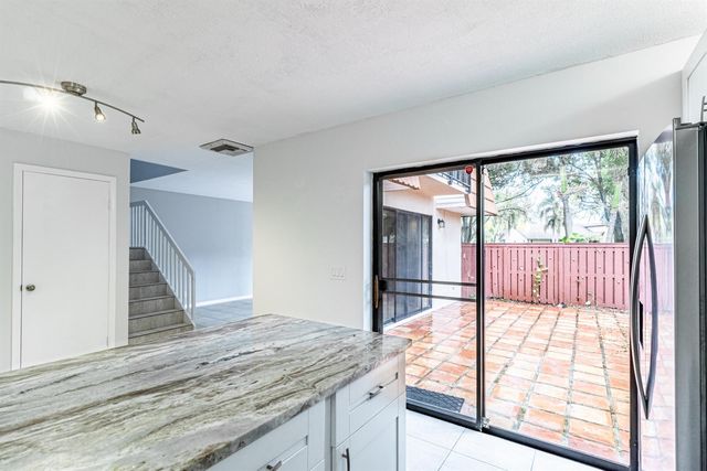 2826 SW 12th Street, Deerfield Beach, FL 33442