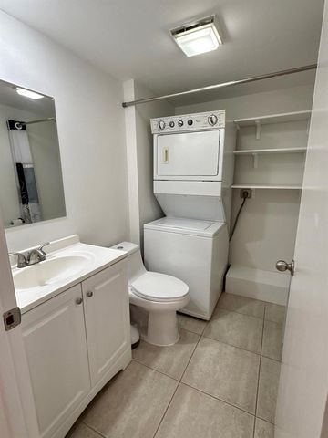 2826 SW 12th Street, Deerfield Beach, FL 33442