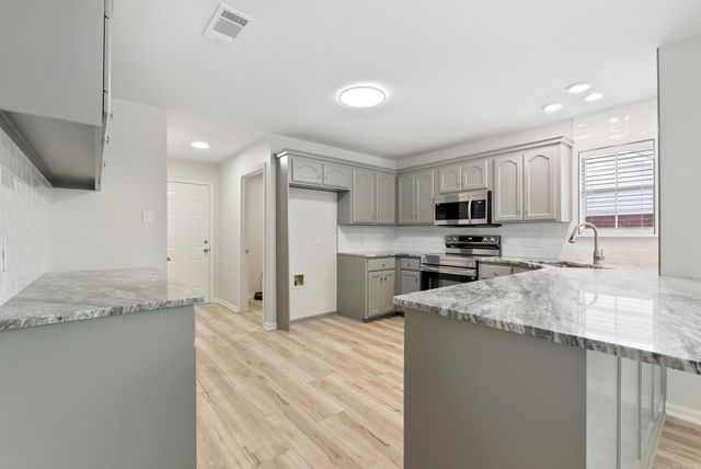 2135 Maplewood Drive, Conway, AR 72032