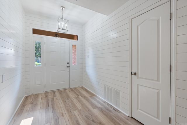 2135 Maplewood Drive, Conway, AR 72032