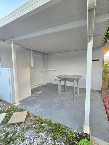 5020 E 10th Avenue, Hialeah, FL 33013