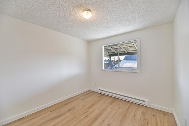 2912 N Hemlock St, Spokane, WA 99205