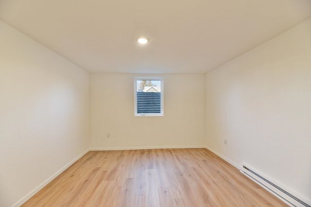 2912 N Hemlock St, Spokane, WA 99205