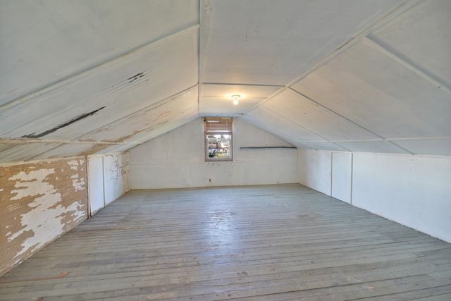 2912 N Hemlock St, Spokane, WA 99205