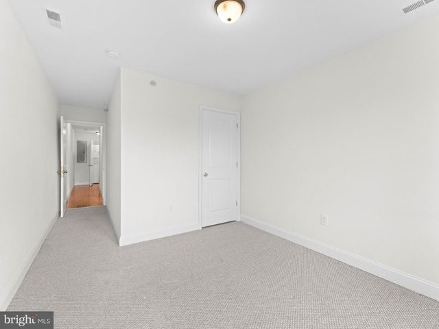 1910 N GRATZ ST, Philadelphia, PA 19121
