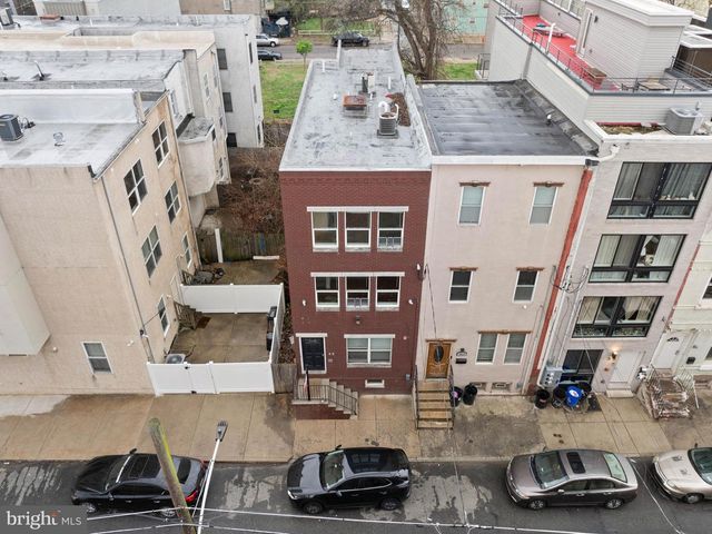 1910 N GRATZ ST, Philadelphia, PA 19121