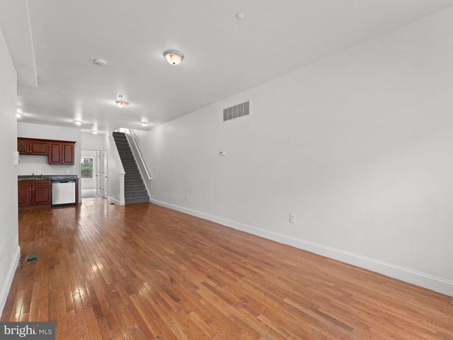 1910 N GRATZ ST, Philadelphia, PA 19121