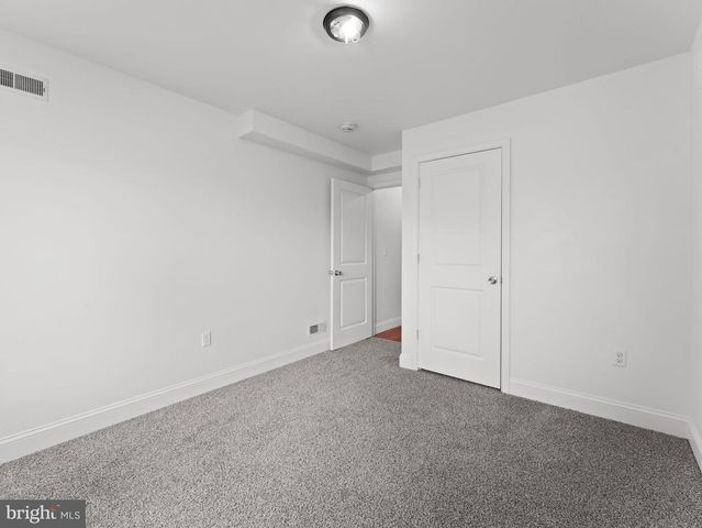 1910 N GRATZ ST, Philadelphia, PA 19121