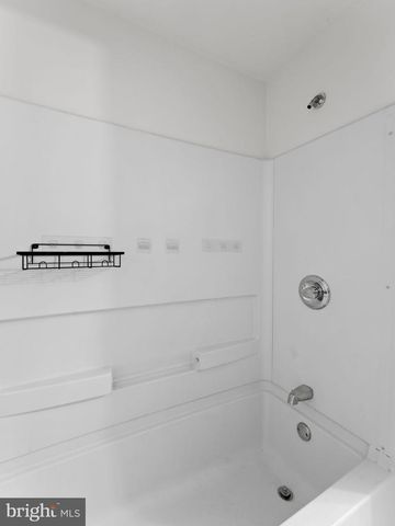 1910 N GRATZ ST, Philadelphia, PA 19121