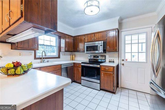 2976 Atterberry Court, Decatur, GA 30033