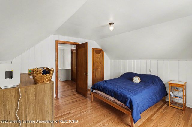 1814 Sunnyside Avenue, Lansing, MI 48910