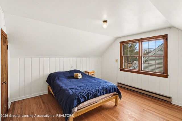1814 Sunnyside Avenue, Lansing, MI 48910