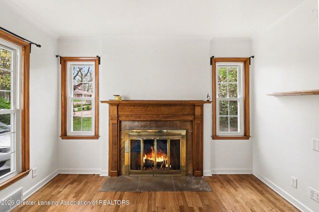 1814 Sunnyside Avenue, Lansing, MI 48910