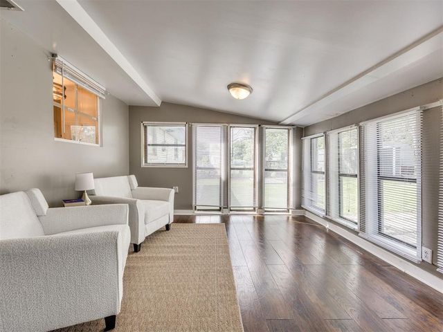 211 S Bristow Street, Moore, OK 73160