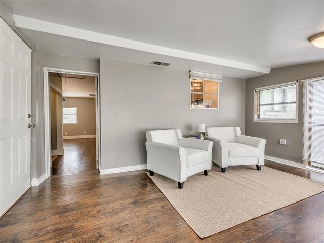 211 S Bristow Street, Moore, OK 73160