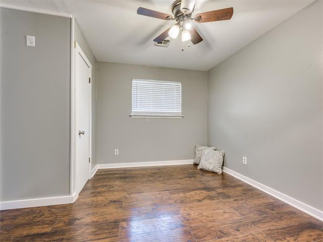 211 S Bristow Street, Moore, OK 73160