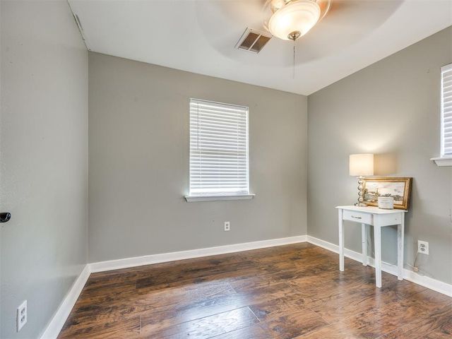 211 S Bristow Street, Moore, OK 73160