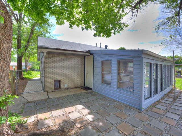 211 S Bristow Street, Moore, OK 73160