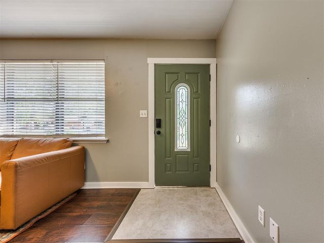 211 S Bristow Street, Moore, OK 73160