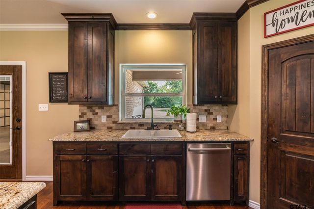 16 County Road 1193, Yantis, TX 75497