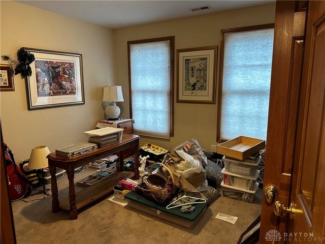 185 Barrington Village Drive, Xenia, OH 45385