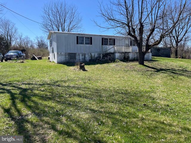34 WINDY HILL LN, Berryville, VA 22611