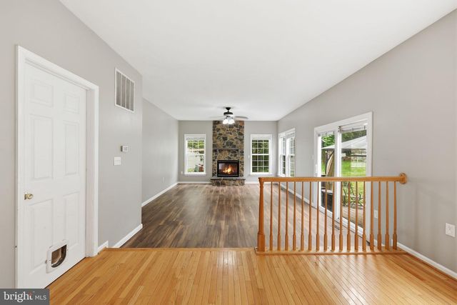 38 LA QUINTA CT, Charles Town, WV 25414