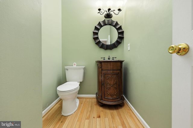 38 LA QUINTA CT, Charles Town, WV 25414