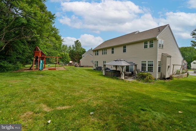 38 LA QUINTA CT, Charles Town, WV 25414