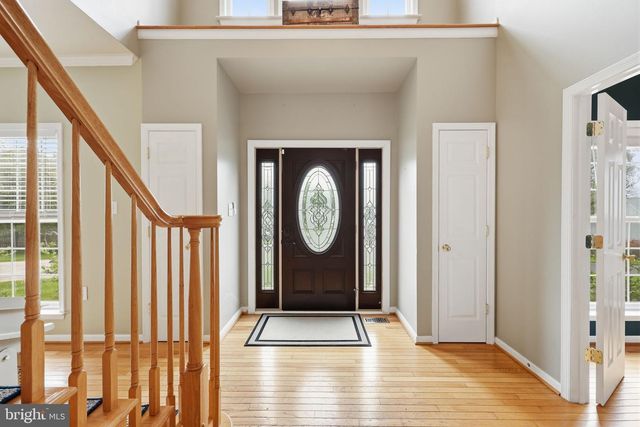 38 LA QUINTA CT, Charles Town, WV 25414