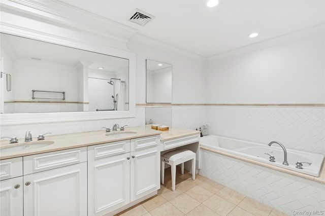 122 Beach Road, Westhampton Beach, NY 11978