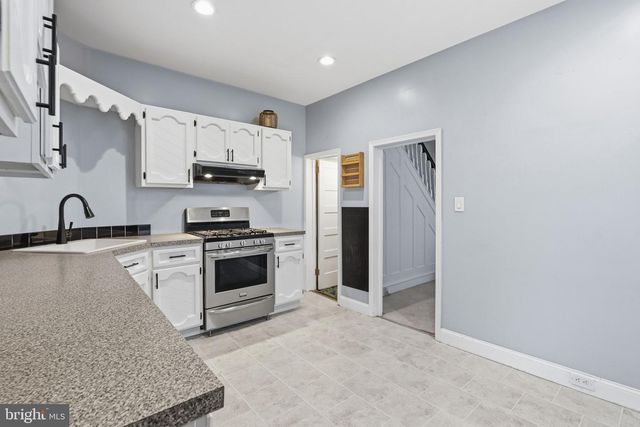 313 E BROADWAY AVE, Clifton Heights, PA 19018