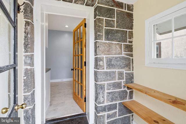 313 E BROADWAY AVE, Clifton Heights, PA 19018