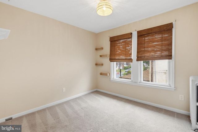 313 E BROADWAY AVE, Clifton Heights, PA 19018