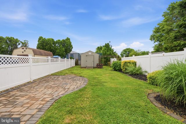 313 E BROADWAY AVE, Clifton Heights, PA 19018