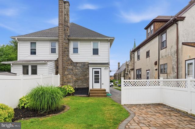 313 E BROADWAY AVE, Clifton Heights, PA 19018
