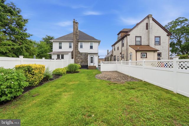 313 E BROADWAY AVE, Clifton Heights, PA 19018