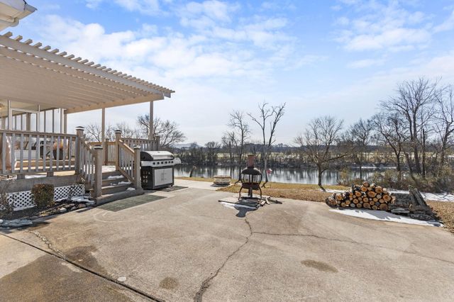 759 Pinhook Road, Calhoun, TN 37309